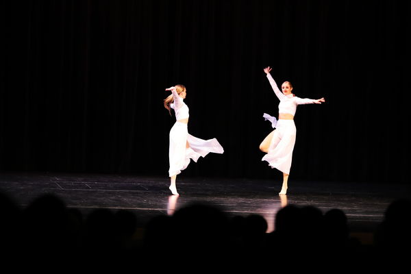 Keywords: showcase;Madison_L;Olivia_L