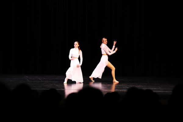 Keywords: showcase;Madison_L;Olivia_L