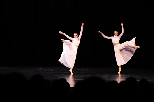 Keywords: showcase;Madison_L;Olivia_L