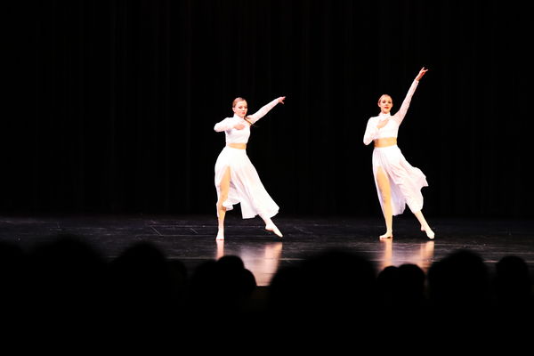 Keywords: showcase;Madison_L;Olivia_L