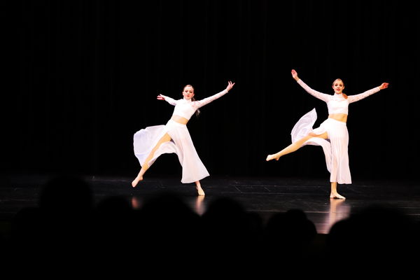 Keywords: showcase;Madison_L;Olivia_L