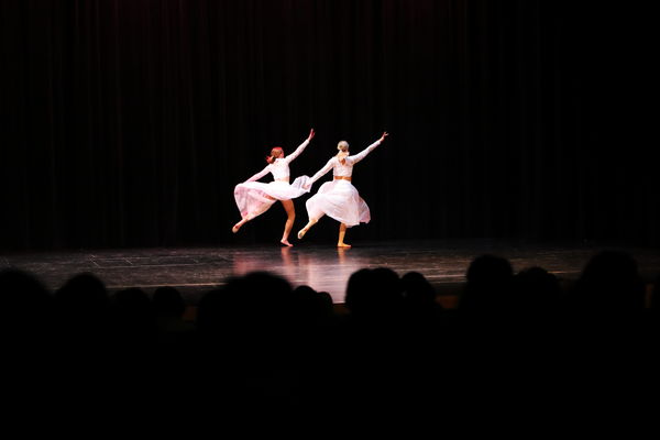 Keywords: showcase;Madison_L;Olivia_L