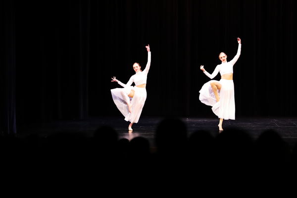 Keywords: showcase;Madison_L;Olivia_L