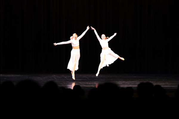 Keywords: showcase;Madison_L;Olivia_L