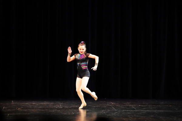 Keywords: showcase;Lauren_H