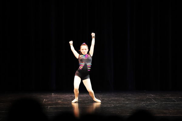 Keywords: showcase;Lauren_H