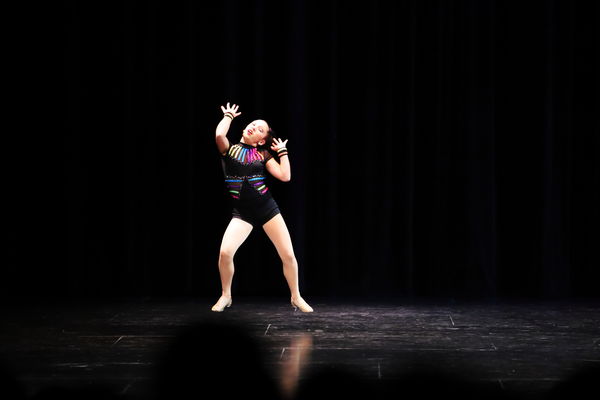 Keywords: showcase;Lauren_H