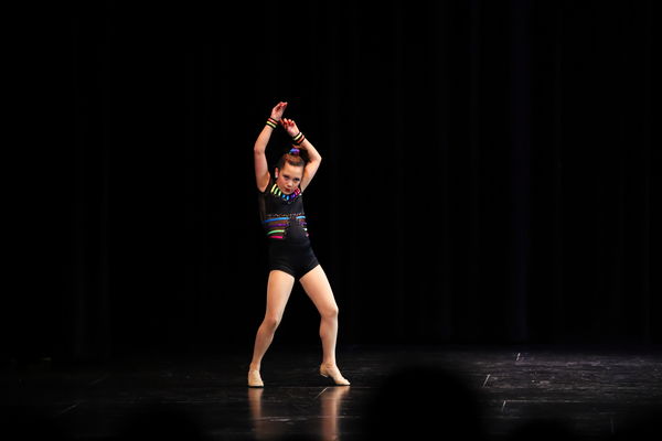 Keywords: showcase;Lauren_H