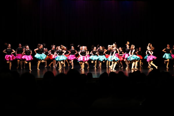 Keywords: showcase;PC_GREEN;PC_ORANGE;PC_PURPLE;PC_RED