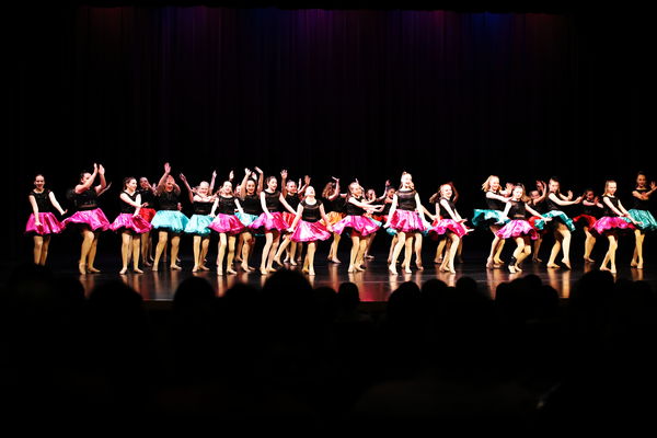 Keywords: showcase;PC_GREEN;PC_ORANGE;PC_PURPLE;PC_RED