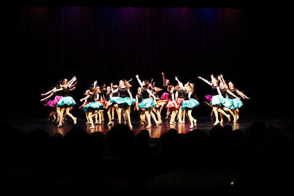 Keywords: showcase;PC_GREEN;PC_ORANGE;PC_PURPLE;PC_RED