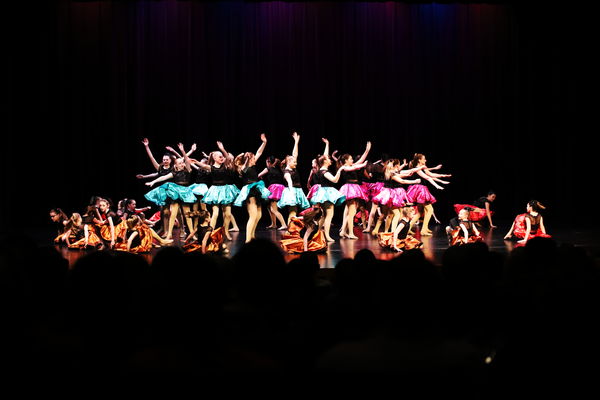 Keywords: showcase;PC_GREEN;PC_ORANGE;PC_PURPLE;PC_RED