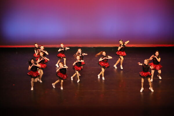 Keywords: Mon_6pm_PC;Madeline_C;Clara_F;Cameron_G;Viviana_G;Hailey_H;Maedolyn_H;Anna_M;Samari_M;Katie_S;Seyenna_S;Melania_T;Grace_T