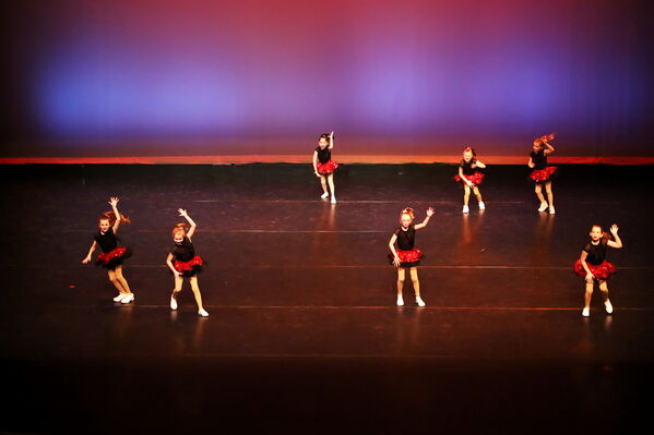 Keywords: Mon_630pm_PC;Neveah_G;Brynn_K;Mallory_K;Rose_M;Clara_P;Evie_S;Malia_S;Alivia_S;Isla_V