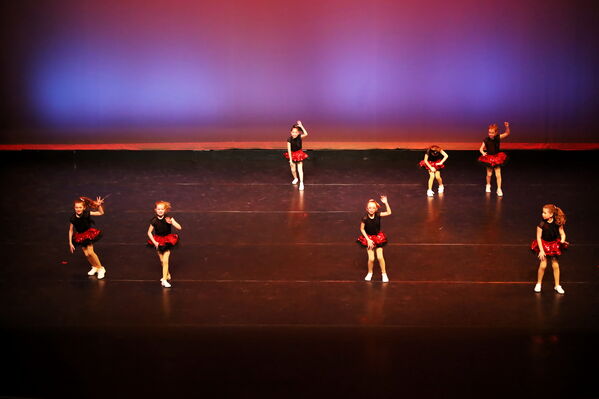 Keywords: Mon_630pm_PC;Neveah_G;Brynn_K;Mallory_K;Rose_M;Clara_P;Evie_S;Malia_S;Alivia_S;Isla_V