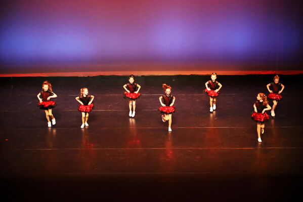 Keywords: Mon_630pm_PC;Neveah_G;Brynn_K;Mallory_K;Rose_M;Clara_P;Evie_S;Malia_S;Alivia_S;Isla_V