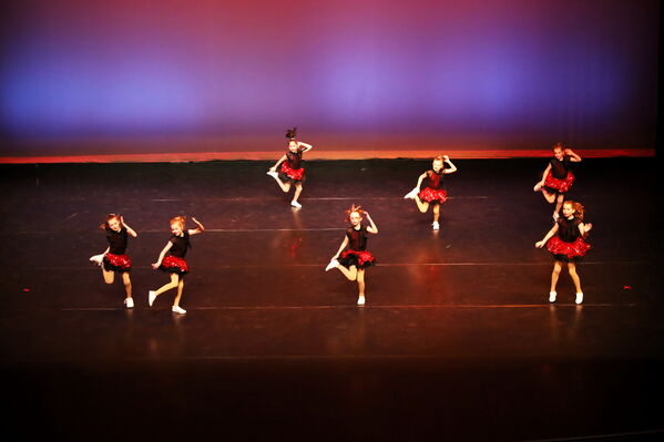 Keywords: Mon_630pm_PC;Neveah_G;Brynn_K;Mallory_K;Rose_M;Clara_P;Evie_S;Malia_S;Alivia_S;Isla_V