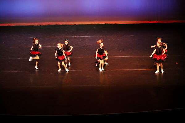 Keywords: Mon_630pm_PC;Neveah_G;Brynn_K;Mallory_K;Rose_M;Clara_P;Evie_S;Malia_S;Alivia_S;Isla_V