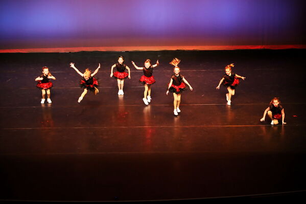 Keywords: Mon_630pm_PC;Neveah_G;Brynn_K;Mallory_K;Rose_M;Clara_P;Evie_S;Malia_S;Alivia_S;Isla_V