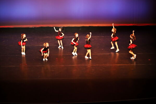 Keywords: Mon_630pm_PC;Neveah_G;Brynn_K;Mallory_K;Rose_M;Clara_P;Evie_S;Malia_S;Alivia_S;Isla_V