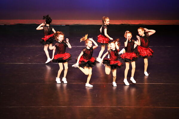 Keywords: Mon_630pm_PC;Neveah_G;Brynn_K;Mallory_K;Rose_M;Clara_P;Evie_S;Malia_S;Alivia_S;Isla_V