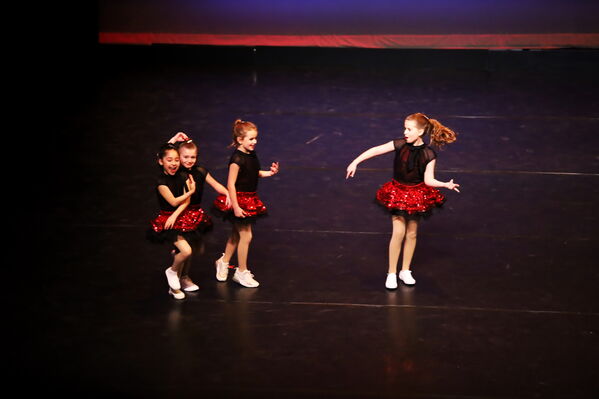 Keywords: Mon_630pm_PC;Neveah_G;Brynn_K;Mallory_K;Rose_M;Clara_P;Evie_S;Malia_S;Alivia_S;Isla_V