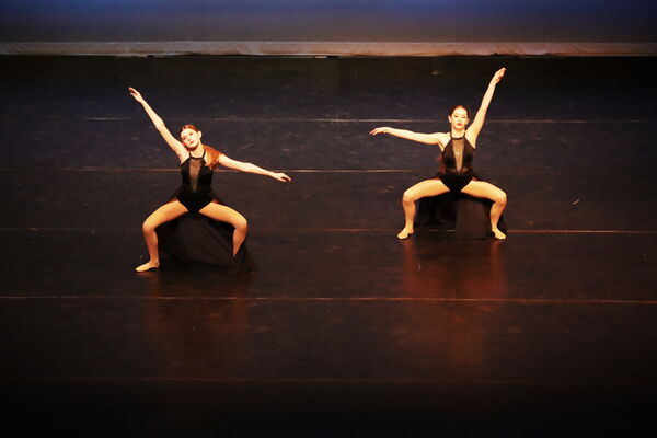 Keywords: Lauren_D;Adeline_S