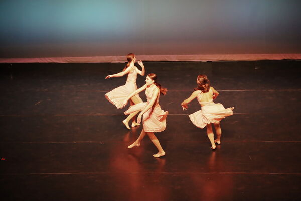 Keywords: Evelyn_C; Lauren_H; Sydney_K