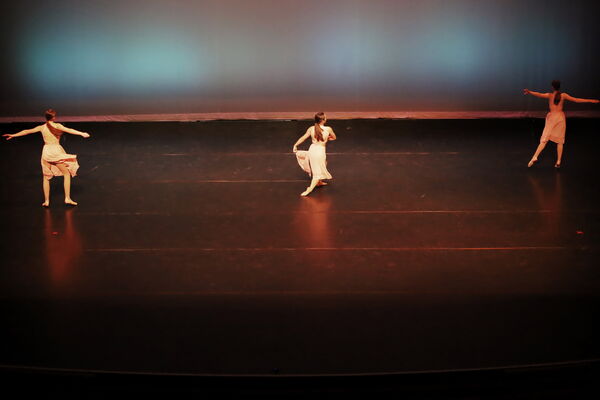 Keywords: Evelyn_C; Lauren_H; Sydney_K