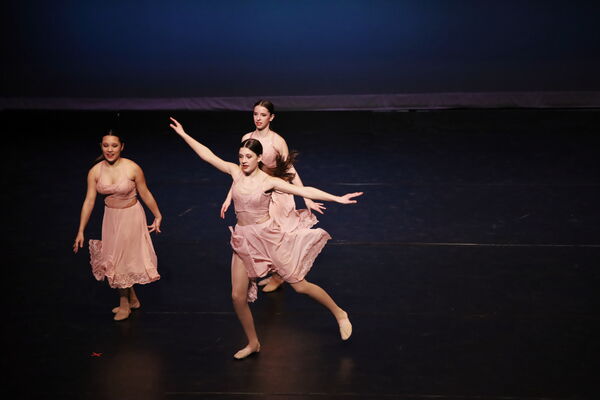 Keywords: Evelyn_C; Lauren_H; Sydney_K