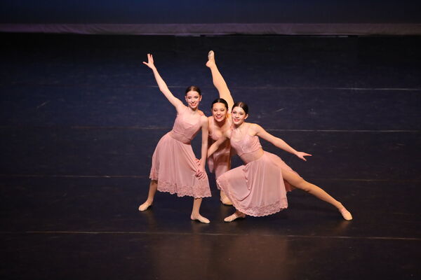 Keywords: Evelyn_C; Lauren_H; Sydney_K