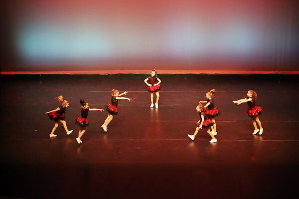 Keywords: Mon_630pm_PC; Neveah_G; Brynn_K; Mallory_K; Rose_M; Clara_P; Evie_S; Malia_S; Alivia_S; Isla_V