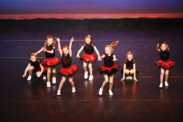 Keywords: Mon_630pm_PC; Neveah_G; Brynn_K; Mallory_K; Rose_M; Clara_P; Evie_S; Malia_S; Alivia_S; Isla_V