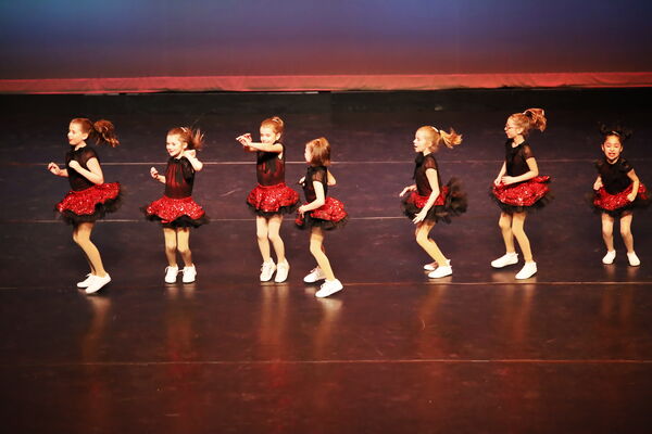 Keywords: Mon_630pm_PC; Neveah_G; Brynn_K; Mallory_K; Rose_M; Clara_P; Evie_S; Malia_S; Alivia_S; Isla_V