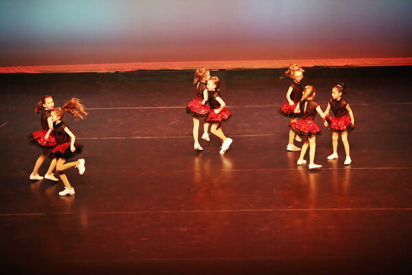 Keywords: Mon_630pm_PC; Neveah_G; Brynn_K; Mallory_K; Rose_M; Clara_P; Evie_S; Malia_S; Alivia_S; Isla_V