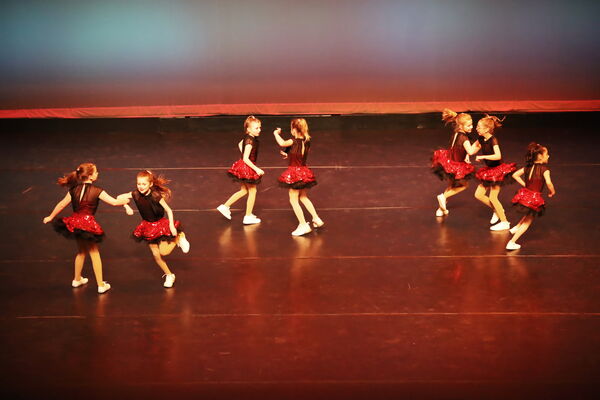 Keywords: Mon_630pm_PC; Neveah_G; Brynn_K; Mallory_K; Rose_M; Clara_P; Evie_S; Malia_S; Alivia_S; Isla_V