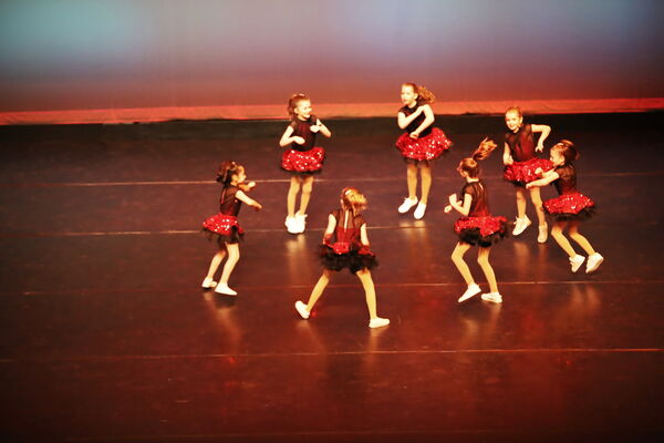 Keywords: Mon_630pm_PC; Neveah_G; Brynn_K; Mallory_K; Rose_M; Clara_P; Evie_S; Malia_S; Alivia_S; Isla_V