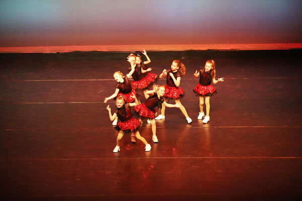 Keywords: Mon_630pm_PC; Neveah_G; Brynn_K; Mallory_K; Rose_M; Clara_P; Evie_S; Malia_S; Alivia_S; Isla_V