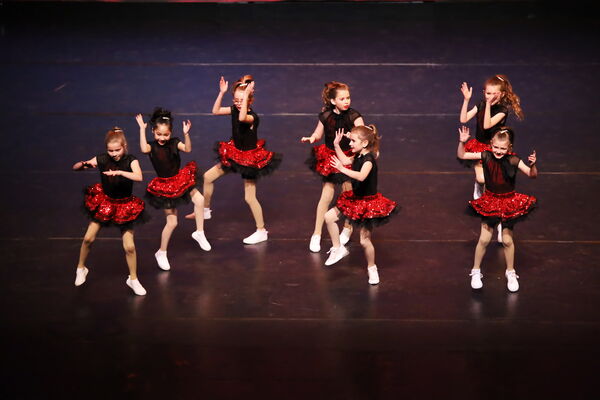 Keywords: Mon_630pm_PC; Neveah_G; Brynn_K; Mallory_K; Rose_M; Clara_P; Evie_S; Malia_S; Alivia_S; Isla_V