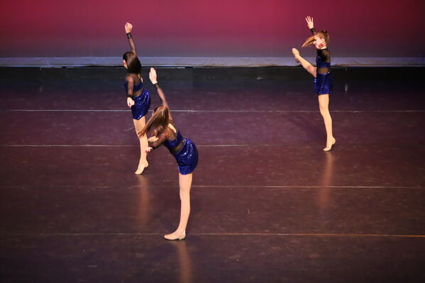 Keywords: Evelyn_C; Lilly_G; Sydney_K