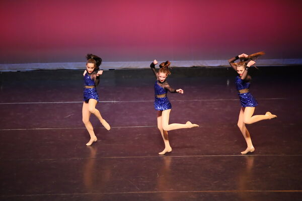 Keywords: Evelyn_C; Lilly_G; Sydney_K