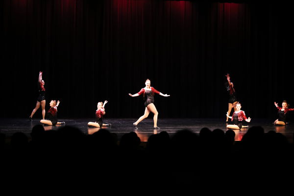 Keywords: showcase;Sophia_S;Olivia_L;Claire_M;Emma_S;Megan_R;Kailey_P;Annabelle_I