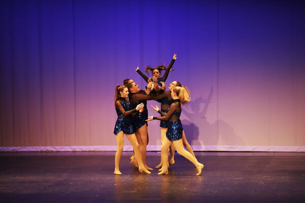 Keywords: Evelyn_C;Lauren_D;Lauren_F;Molly_G;Sydney_K;Erin_K;Nora_R