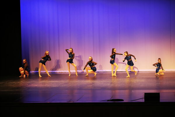 Keywords: Evelyn_C;Lauren_D;Lauren_F;Molly_G;Sydney_K;Erin_K;Nora_R