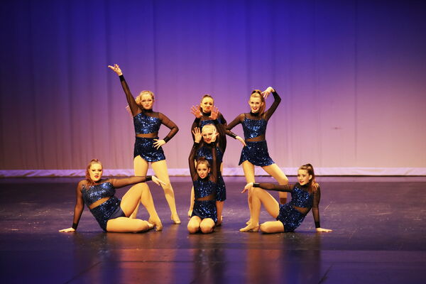 Keywords: Evelyn_C;Lauren_D;Lauren_F;Molly_G;Sydney_K;Erin_K;Nora_R