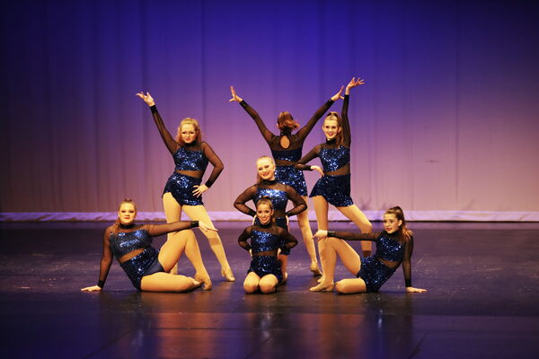 Keywords: Evelyn_C;Lauren_D;Lauren_F;Molly_G;Sydney_K;Erin_K;Nora_R