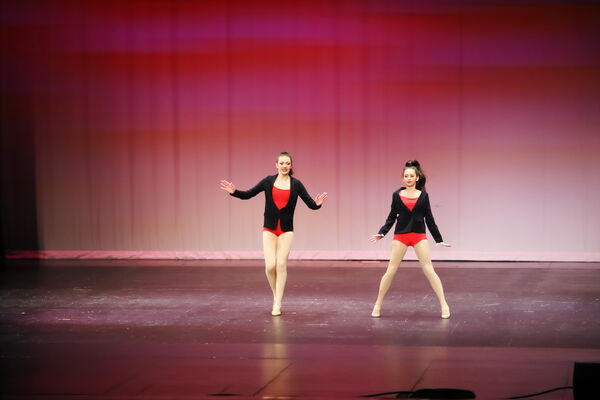 Keywords: Ella_S;Lola_H