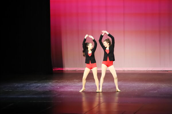 Keywords: Ella_S;Lola_H