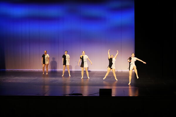 Keywords: Sofia_C;Katelyn_L;Elizabeth_M;Ashley_S;Taylor_S