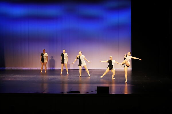 Keywords: Sofia_C;Katelyn_L;Elizabeth_M;Ashley_S;Taylor_S